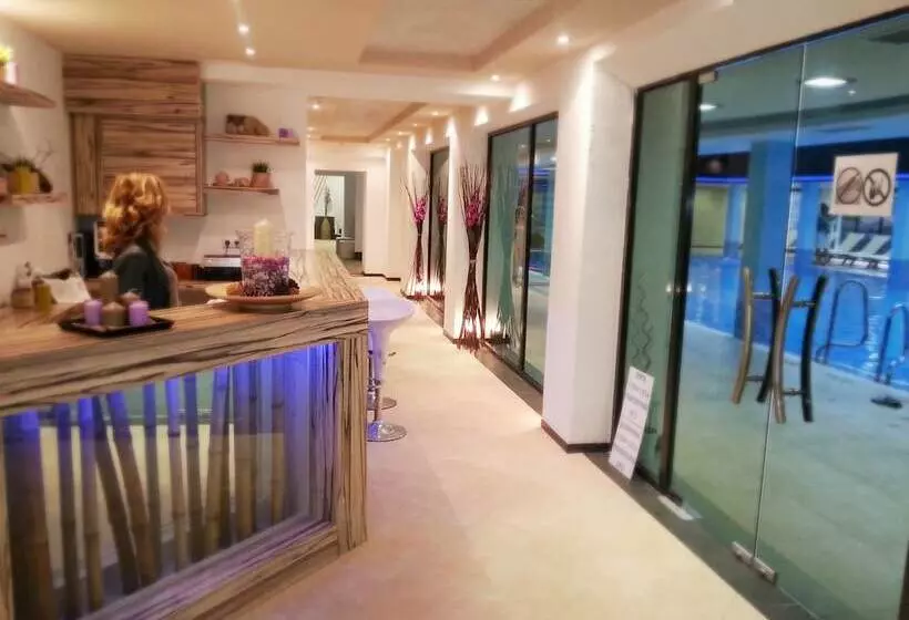 Hotel Saint George Palace Apart