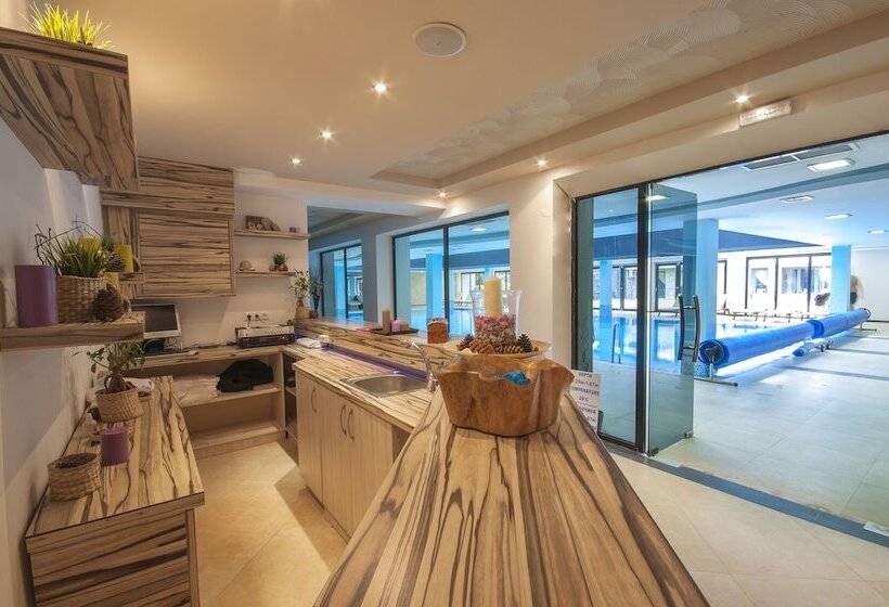 בית מלון כפרי Saint George Palace Apart