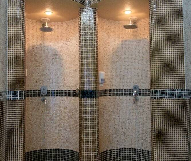 בית מלון כפרי Saint George Palace Apart