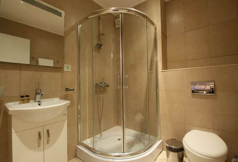 בית מלון כפרי Saint George Palace Apart