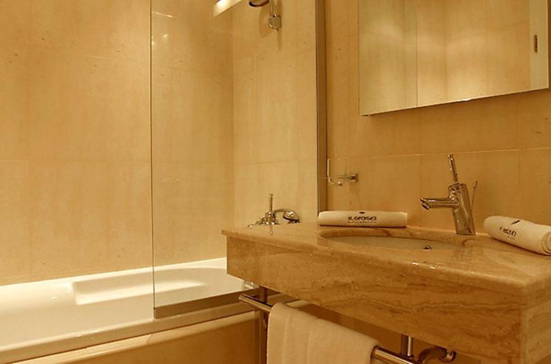 בית מלון כפרי Saint George Palace Apart