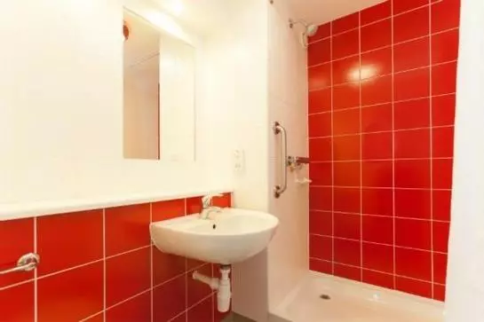 Отель Travelodge Merthyr Tydfil