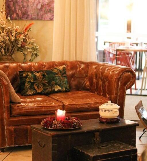 Logis La Bastide De Grignan Hotel & Restaurant La Chênaie