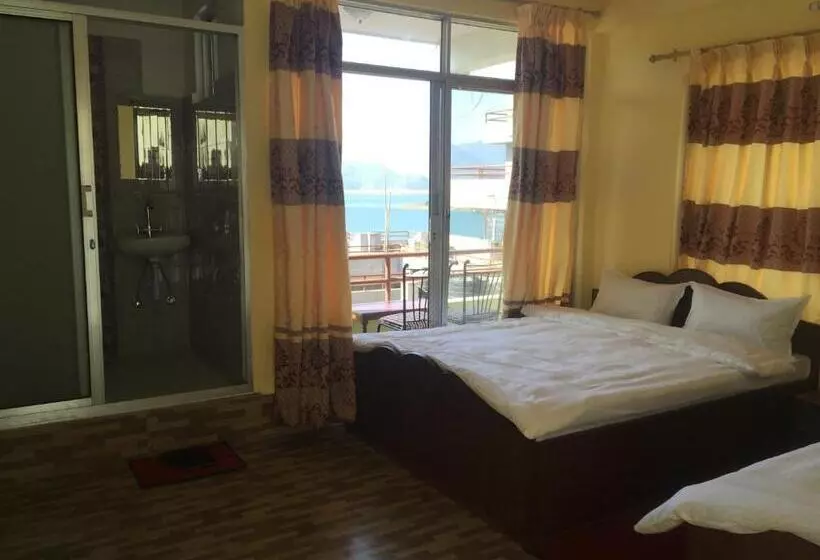 هتل Hello Inn Guest House & Apartment