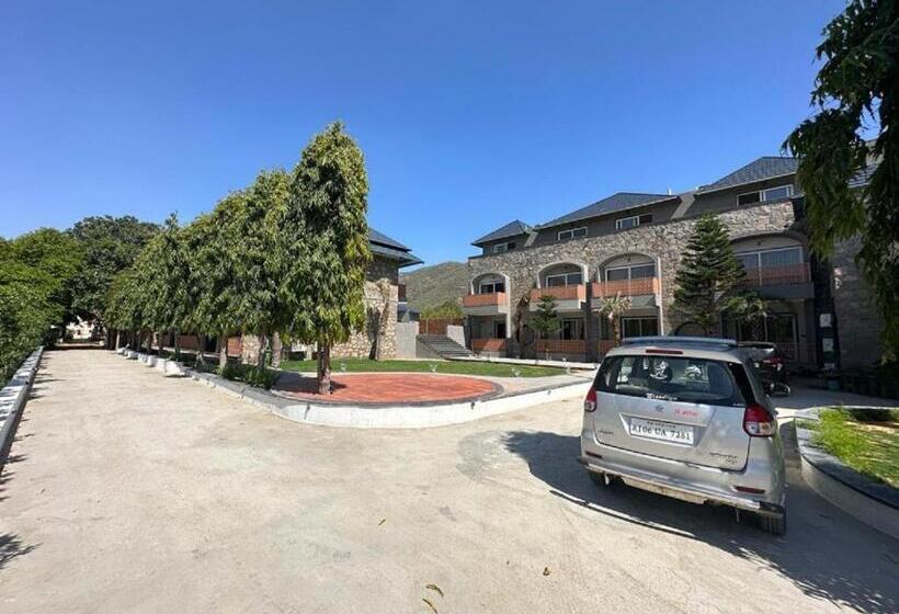 Nature Retreat Resort