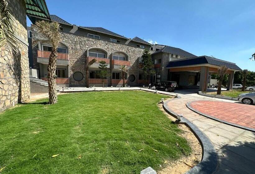 Nature Retreat Resort