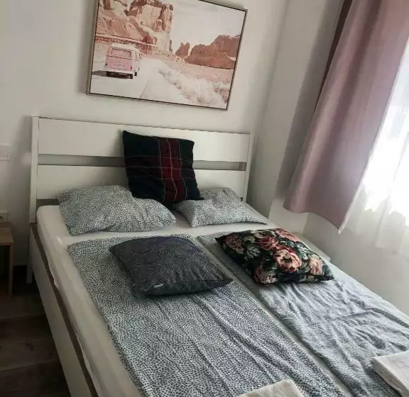 پانسیون Bella Fiore Mini Rooms 3