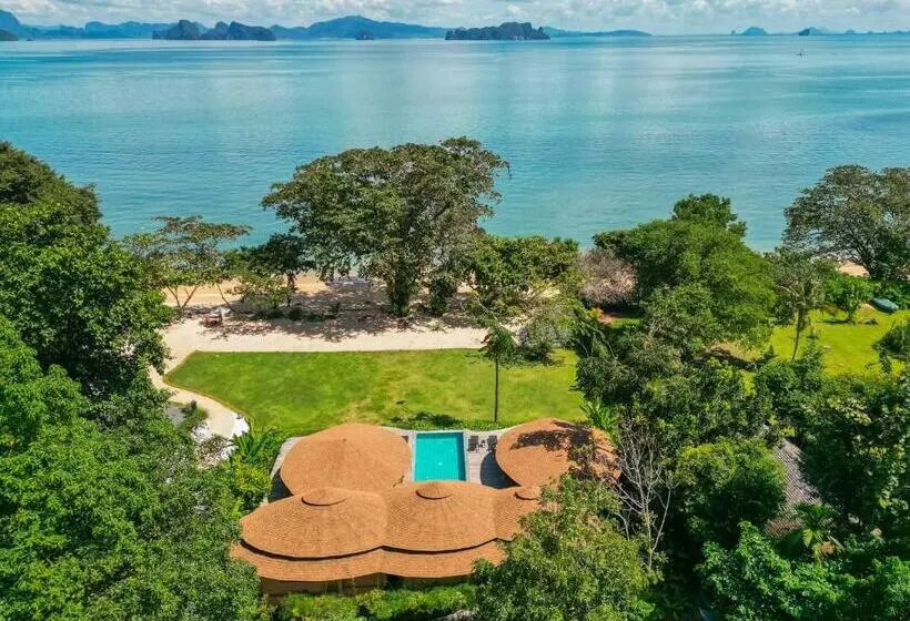 リゾートホテル Touch Beachfront Pool Villa Koh Yao Noi