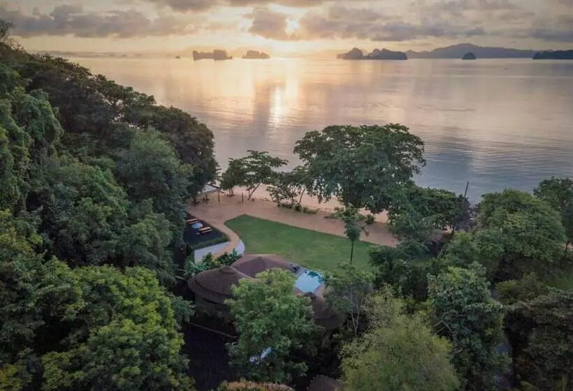 リゾートホテル Touch Beachfront Pool Villa Koh Yao Noi
