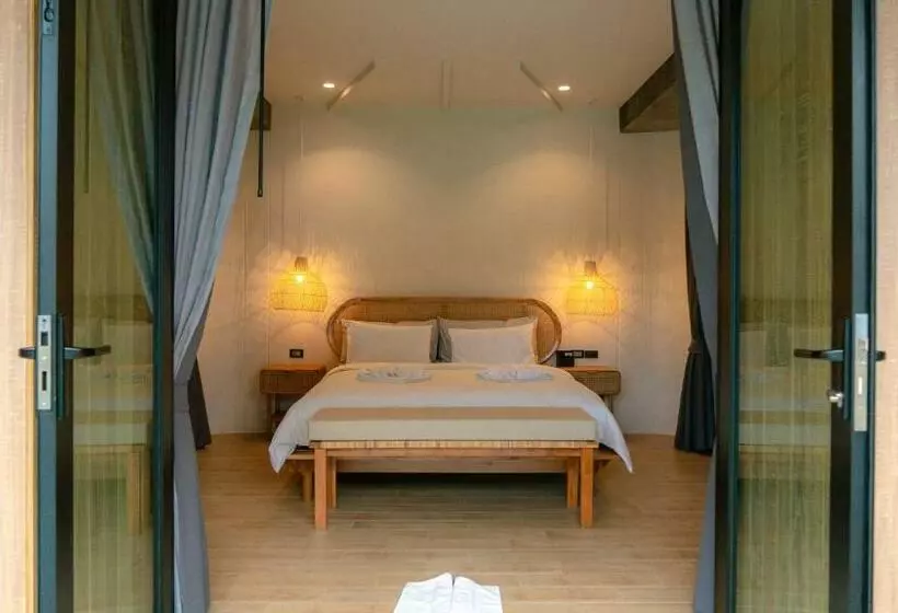 リゾートホテル Touch Beachfront Pool Villa Koh Yao Noi