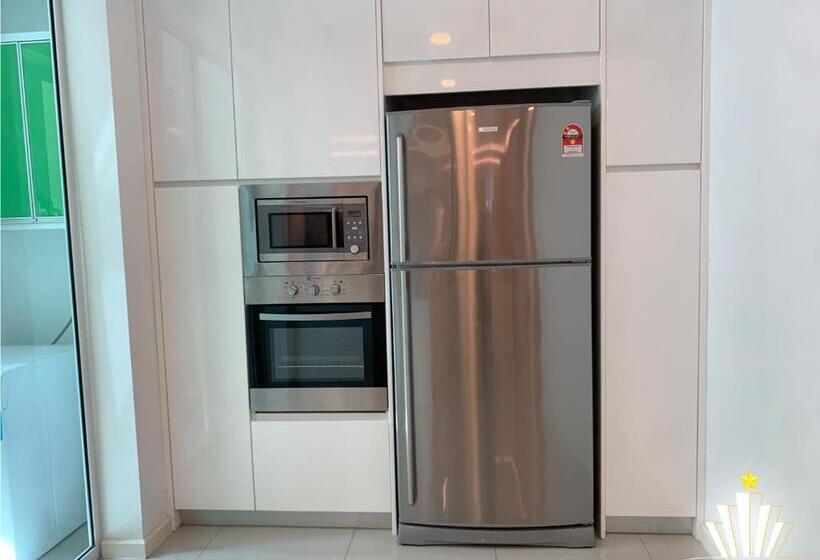 The Shore Hotel & Residences By La Vista