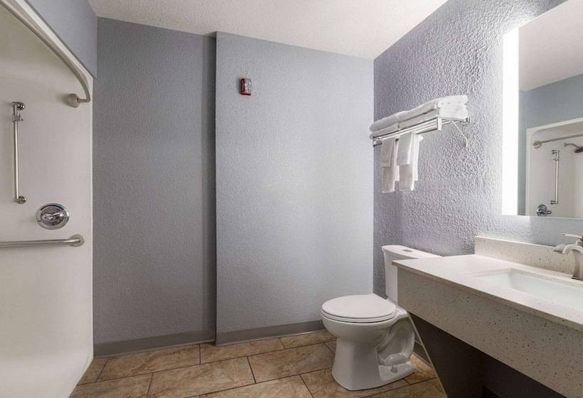 فندق Americinn By Wyndham Williamsburg