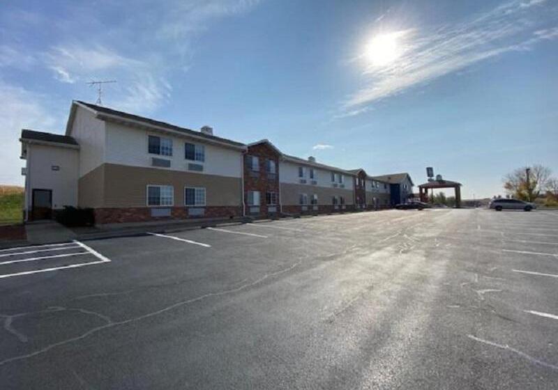 فندق Americinn By Wyndham Williamsburg