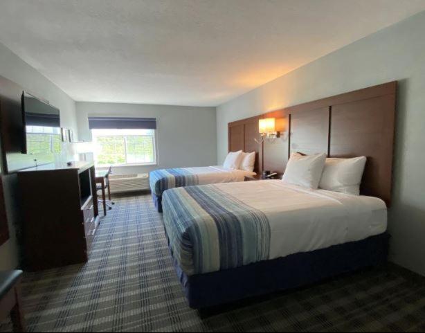 فندق Americinn By Wyndham Williamsburg