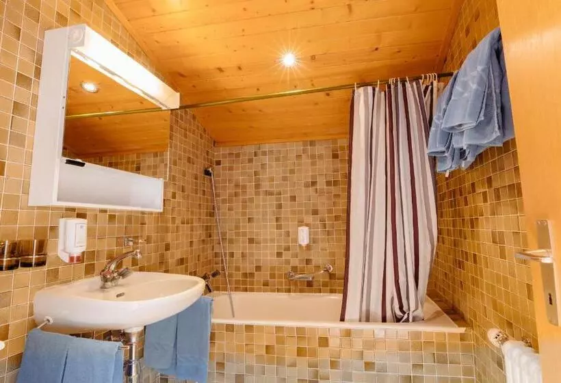 ホテル The Télécabine