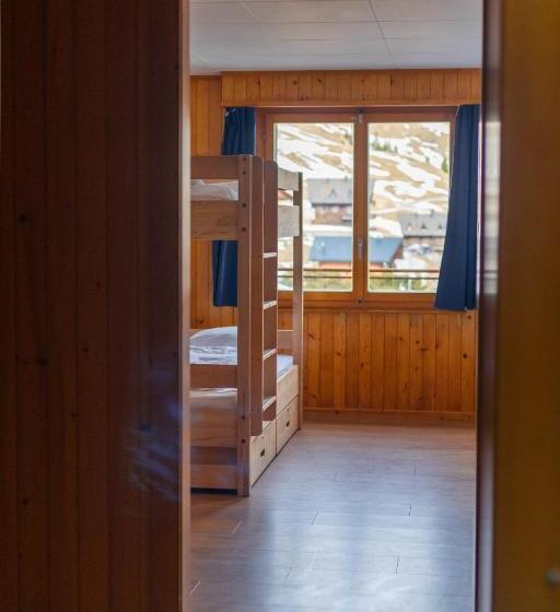 בית מלון כפרי The Télécabine