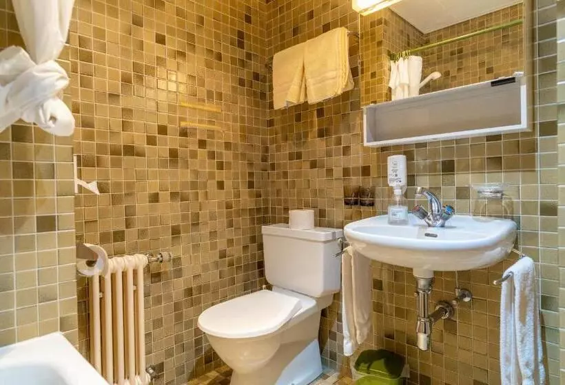 ホテル The Télécabine