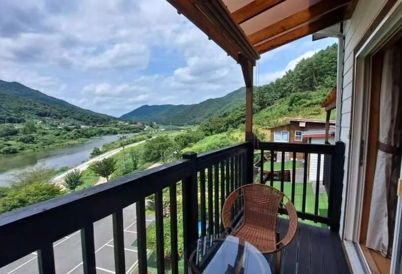 ホテル Gokseong Riverside Sketch Pension