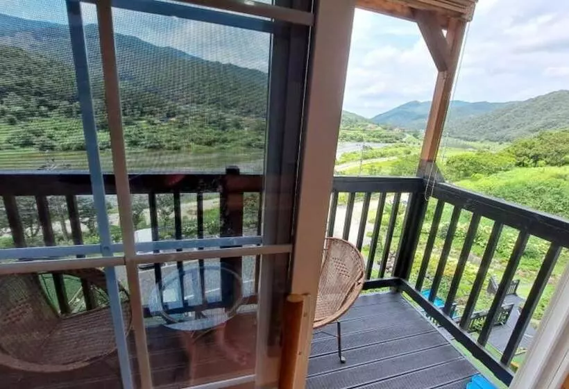 ホテル Gokseong Riverside Sketch Pension