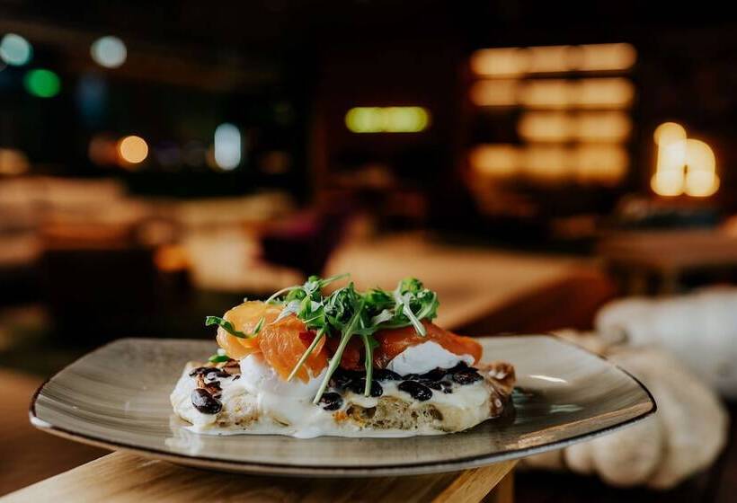 בית מלון כפרי Hyatt Place Krakow