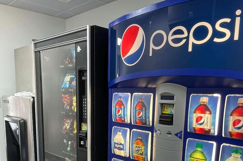 בית מלון כפרי Super 8 By Wyndham Lindenhurst