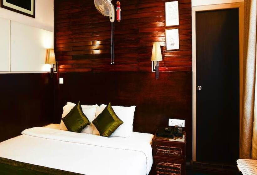 호텔 Treeoise Resort