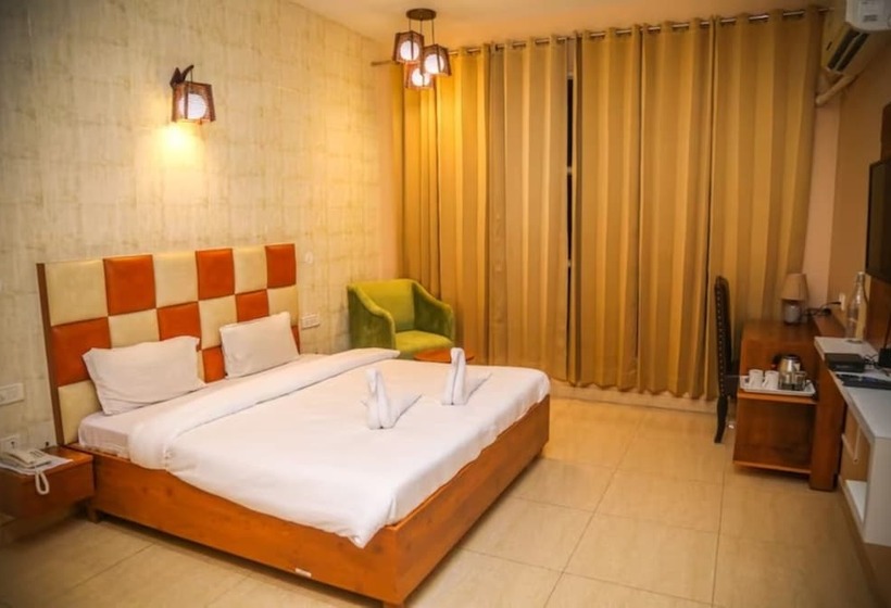 호텔 Treeoise Resort