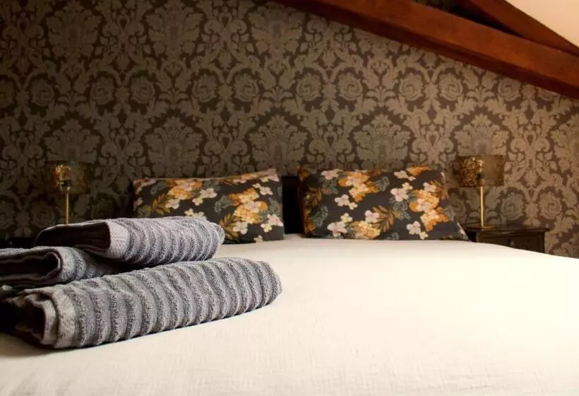 The Alpaca B&b