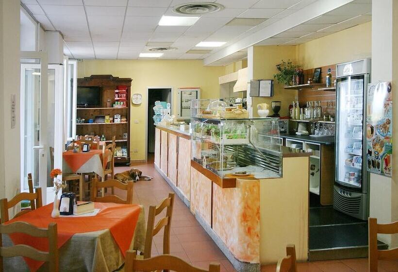 Отель Santuario Nostra Signora Di Soviore