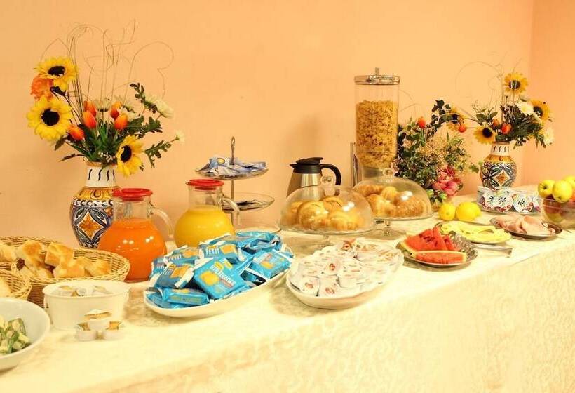 Отель Santuario Nostra Signora Di Soviore