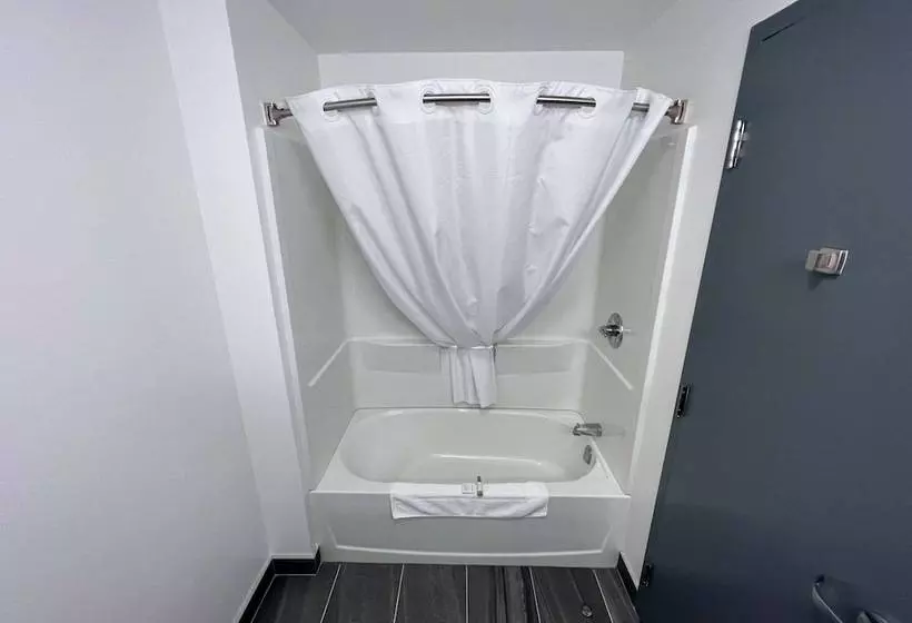 Hotelli Travelodge By Wyndham Marathon