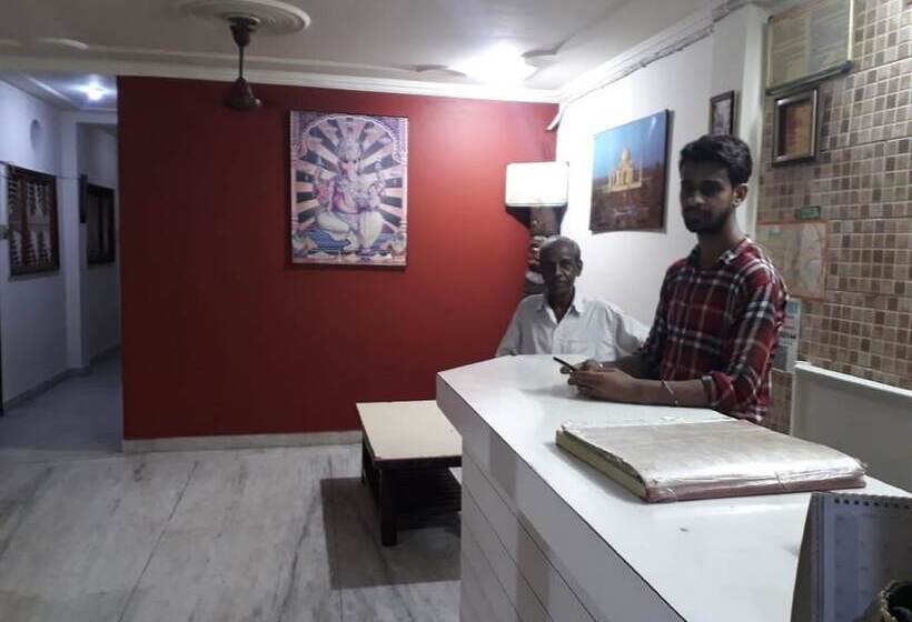 בית מלון כפרי Goroomgo Feed Vishal Agra