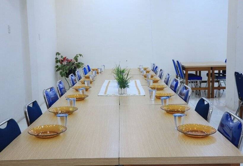 My Rooms Poma Hotel Stay N Dine