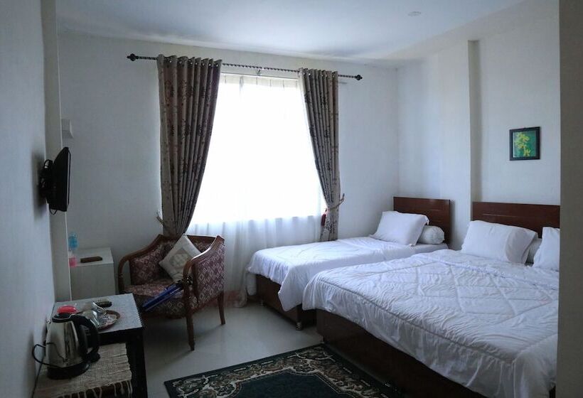 My Rooms Poma Hotel Stay N Dine