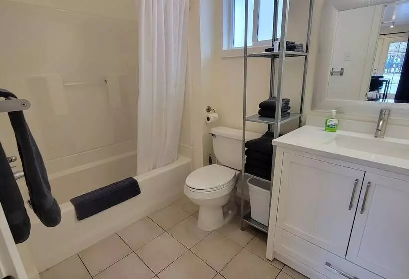 Hotelli Hood River Suites Apartment