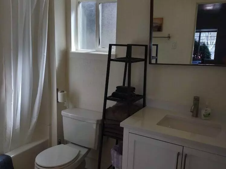 Hotelli Hood River Suites Apartment