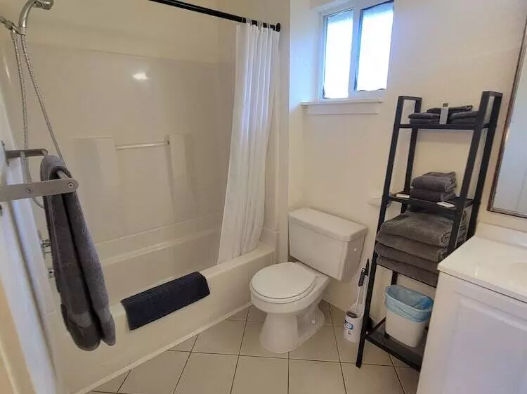 Hotelli Hood River Suites Apartment