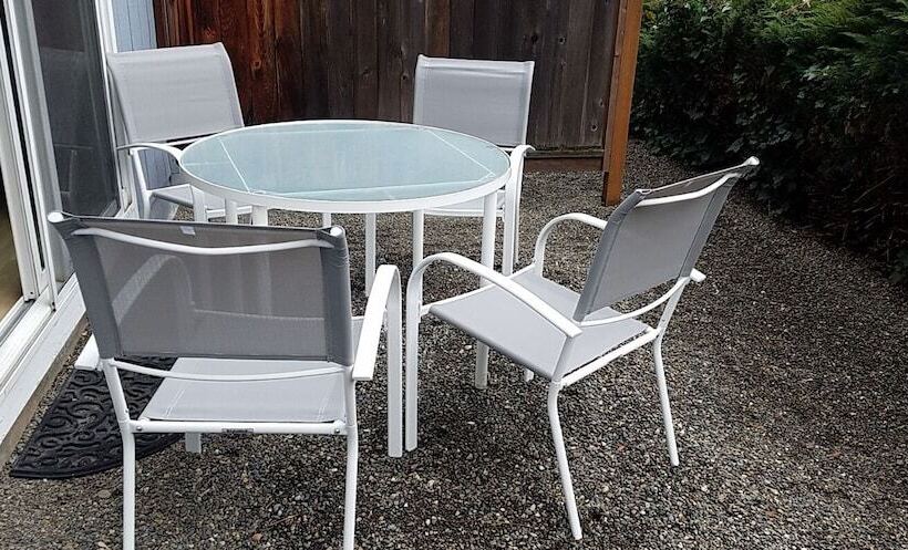 Отель Hood River Suites Apartment