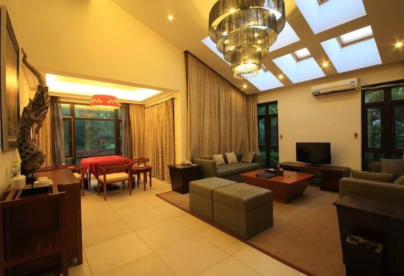 Country Garden Phoenix Hotel Jingmen