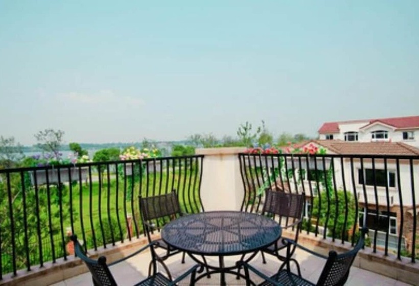 Country Garden Phoenix Hotel Jingmen