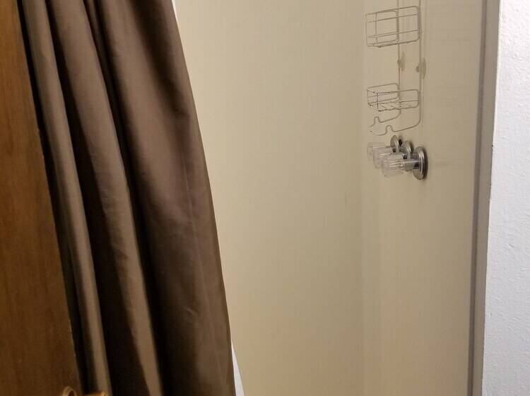 בית מלון כפרי Dakota Rose Inn