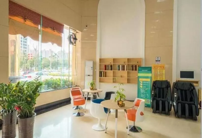 Hotelli Greentree Inn Zhanjiang Haitian Bus Station