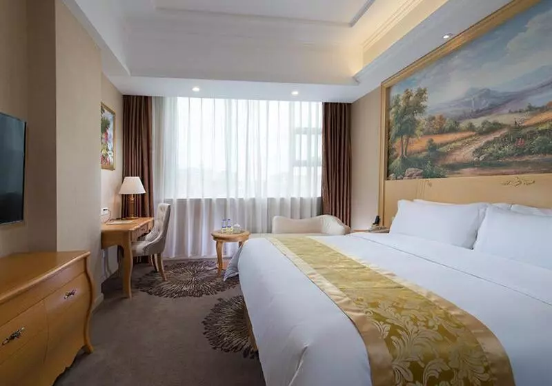Vienna Hotel Guangzhou Baiyun Airport