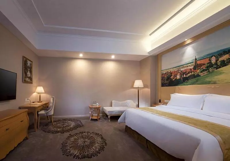 Vienna Hotel Guangzhou Baiyun Airport