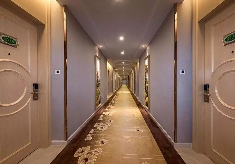 Vienna Hotel Guangzhou Baiyun Airport