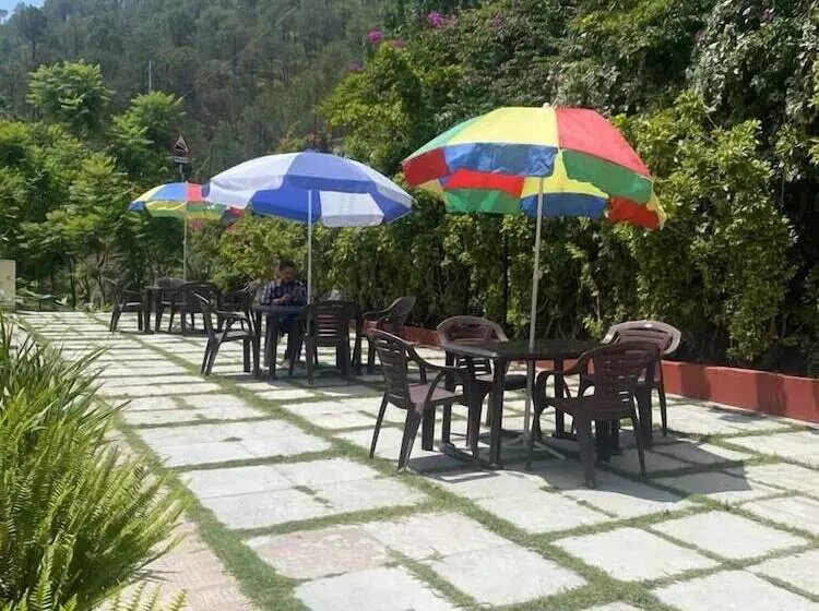 Misty Meadows By Priyago Hotels