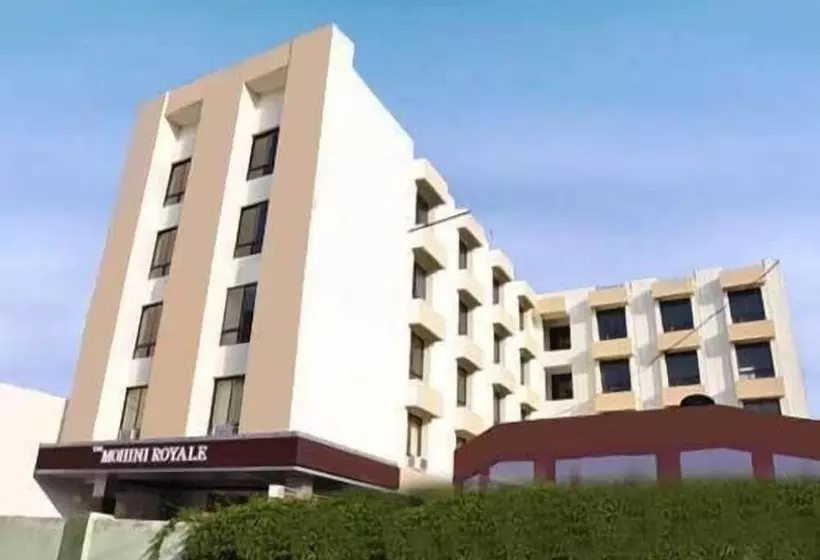 ホテル The Mohini Royale