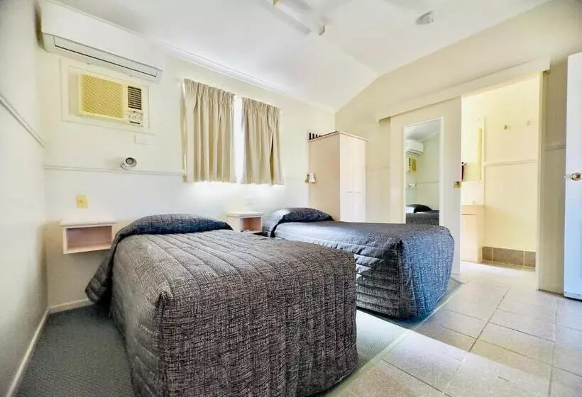 Hotelli Country Way Motor Inn