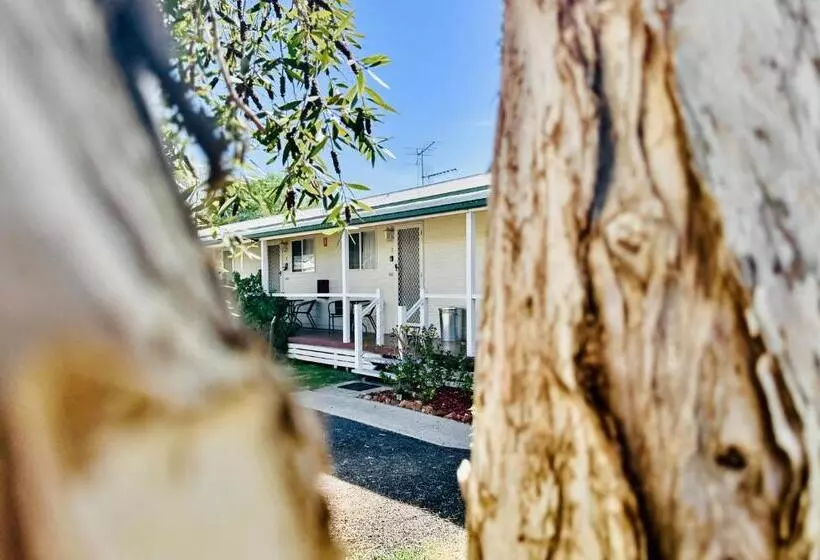 Hotelli Country Way Motor Inn