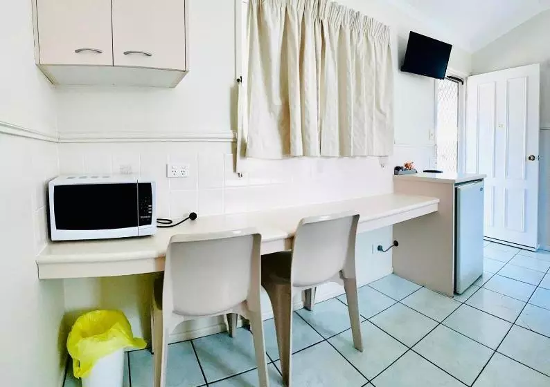 Hotelli Country Way Motor Inn